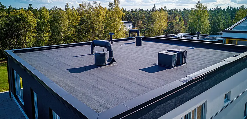 Professional Flat Roof Replacement Services in Elmwood Park, IL