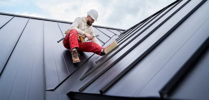 Professional Roof Valley Installation Services in Elmwood Park, IL