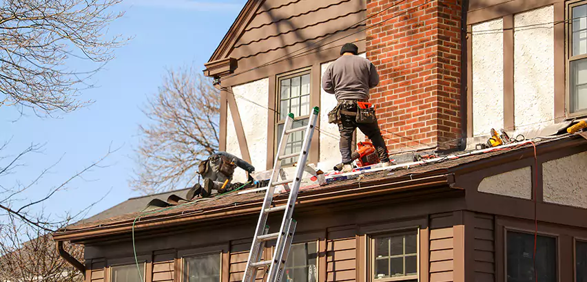 Roof Siding Trim Repair in Elmwood Park