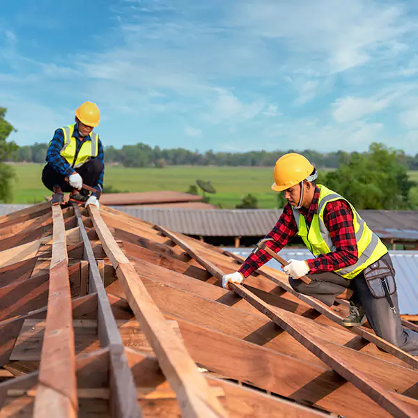 Why Elmwood Park, IL Property Owners Trust Elmwood Park Roofing Pro for Garage Roof Replacement?