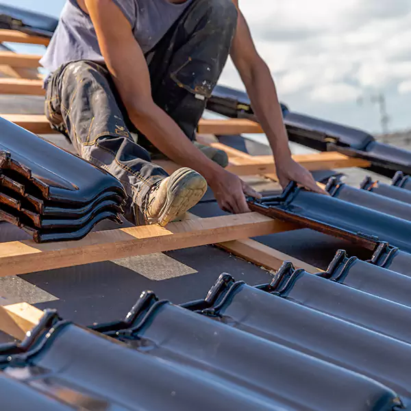 Why Elmwood Park, IL Homeowners Choose Elmwood Park Roofing Pro for Hail Damage Repairs?