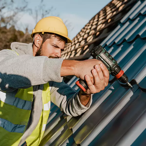 Why Elmwood Park Property Owners Choose Elmwood Park Roofing Pro for Metal Roof Replacement?