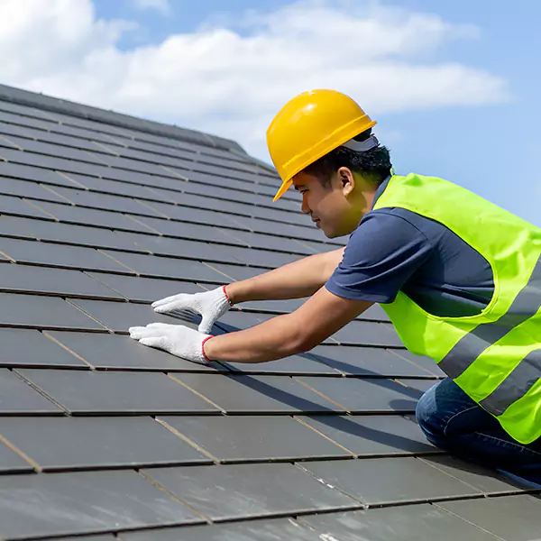 Why Elmwood Park Homeowners Choose Elmwood Park Roofing Pro for Standing Seam Metal Roofing Service?